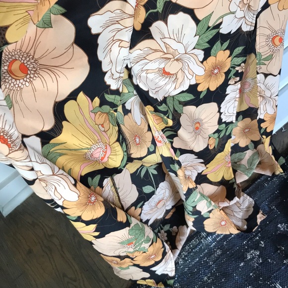 Boho gold/tan flowers black maxi dress - Picture 4 of 5